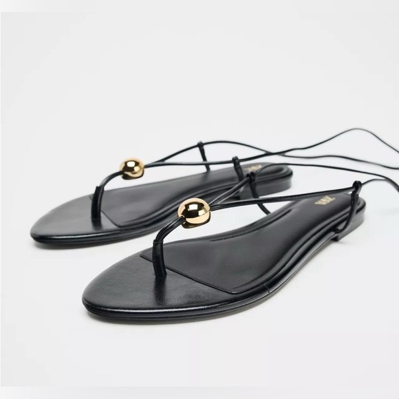 🔥🔥Zara Black Strappy Sandals - Picture 3 of 6
